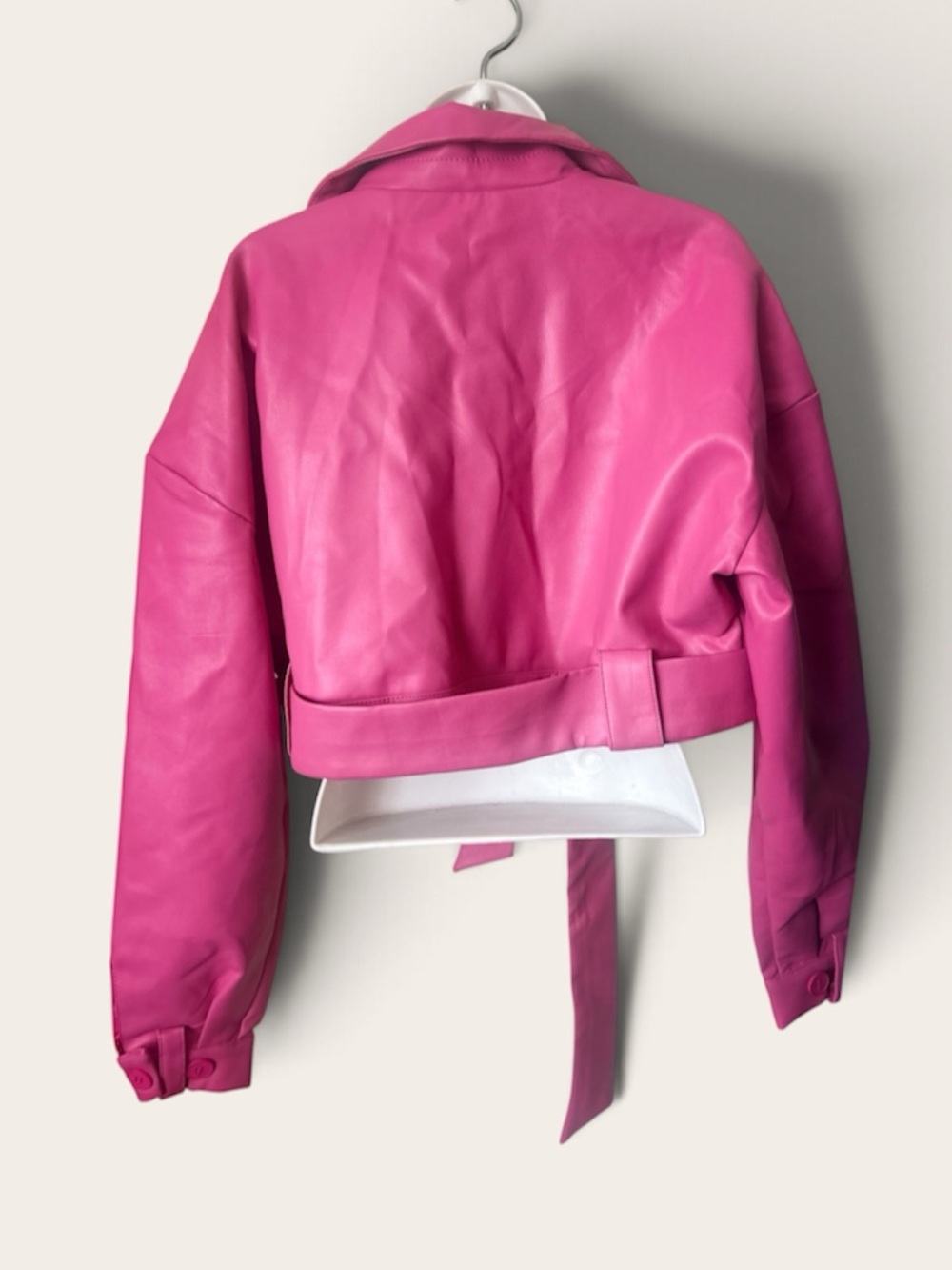 PRETTYLITTLETHING Vibrant Hot Pink Cropped Faux Leather Jacket Sz 6 - Picture 3 of 8